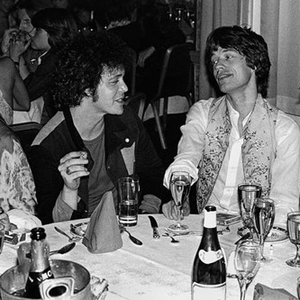 日本丰满巨乳美女和黑人乱搞
